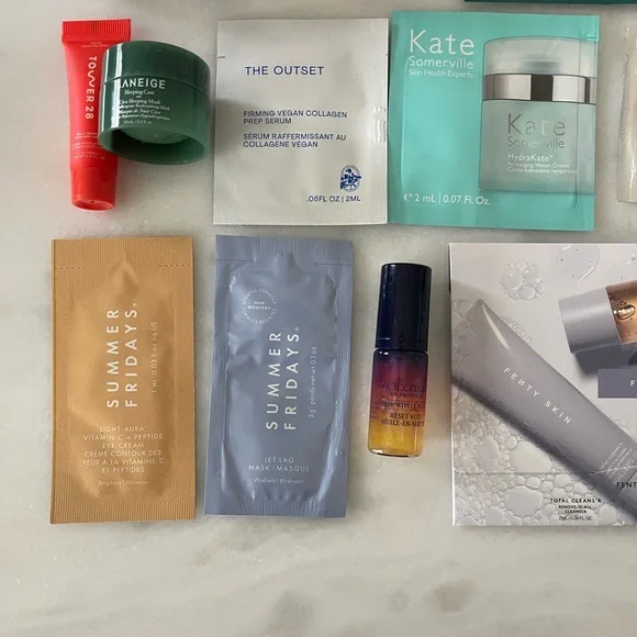 Various Makeup Skin & Hair sample products - Picture 5 of 5